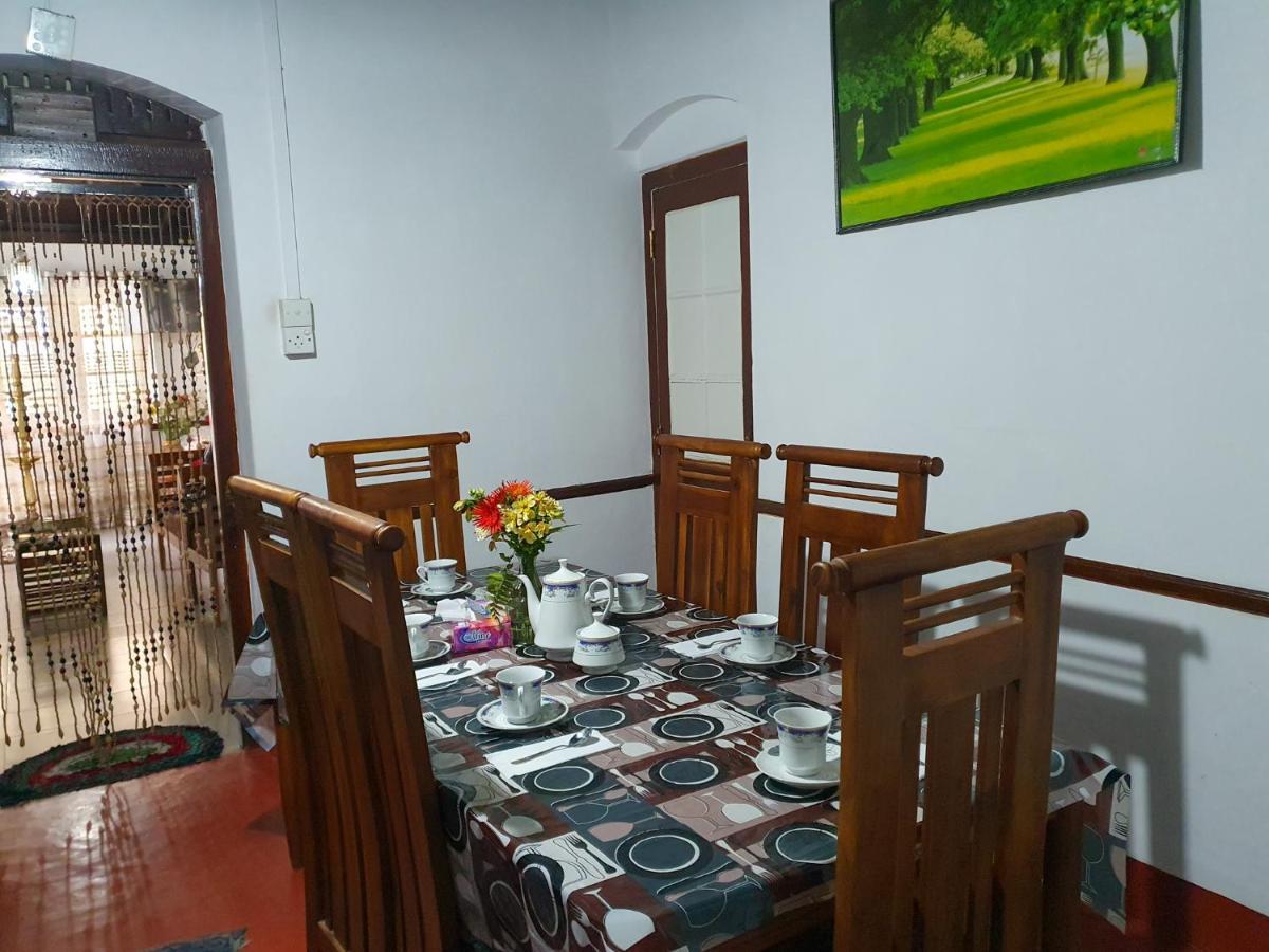 Ruchi House Hotel Nuwara Eliya Eksteriør billede